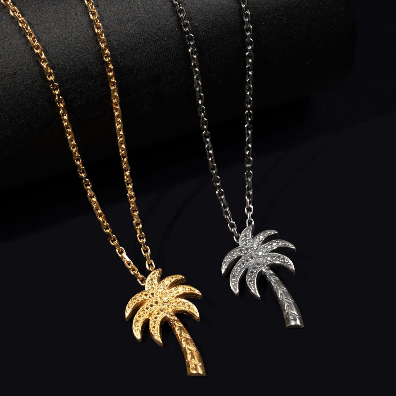 Women's Palm Tree Necklace Gold