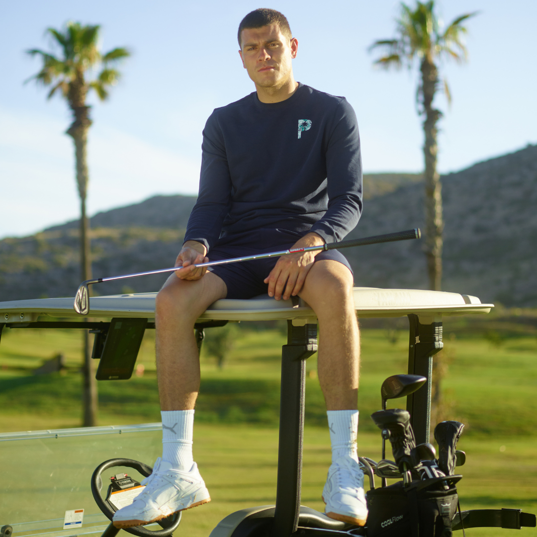 コラボ【PUMA x PALM TREE CREW】Glitch Graphic クルートップス Puma x PTC Glitch Graphic Golf Crewneck – PUMA Golf